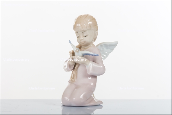 Ritorna alla ricerca per: Morena statuine